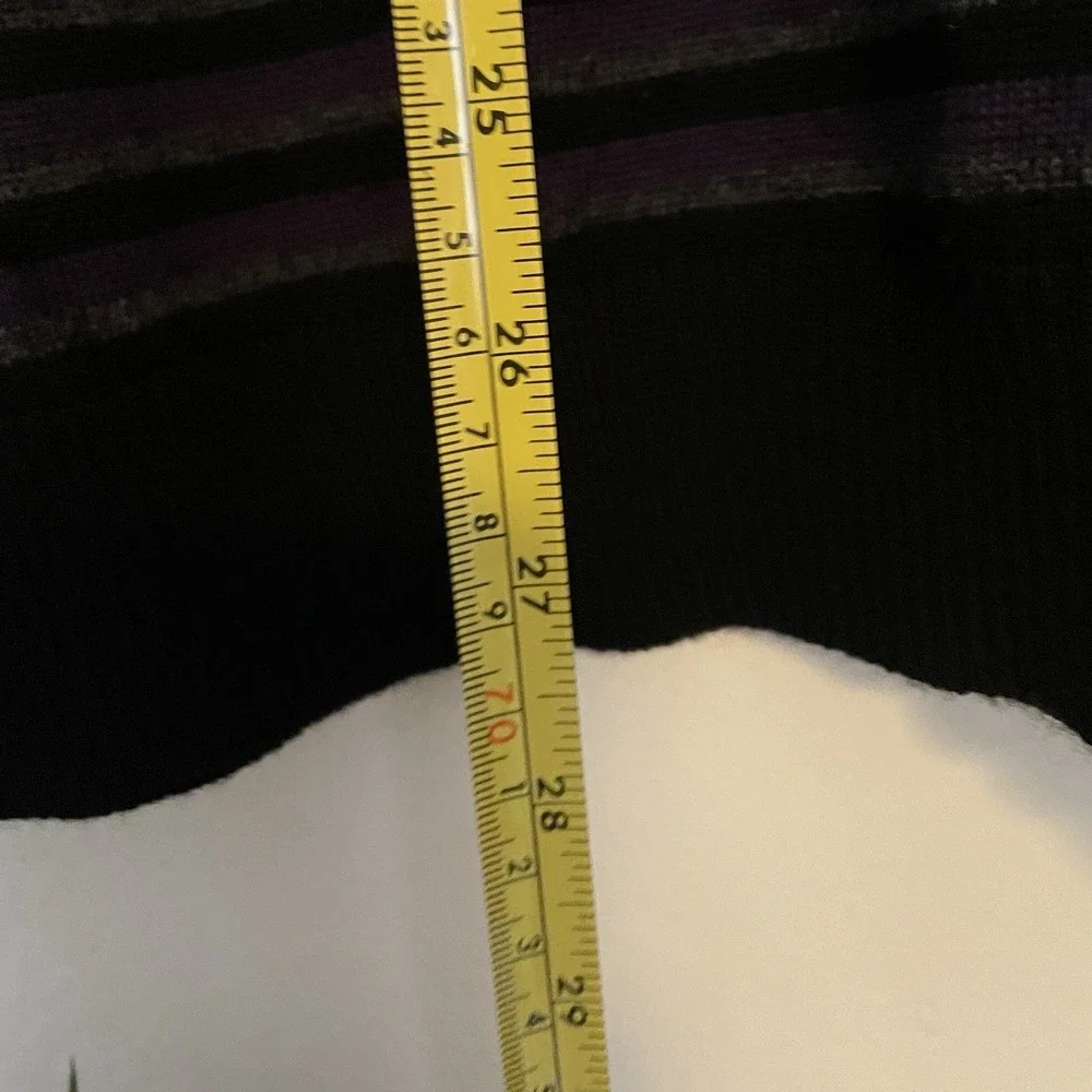 APT.9  Merino Wool Size Medium Black Purple Gray‎ Stripe Men Sweater